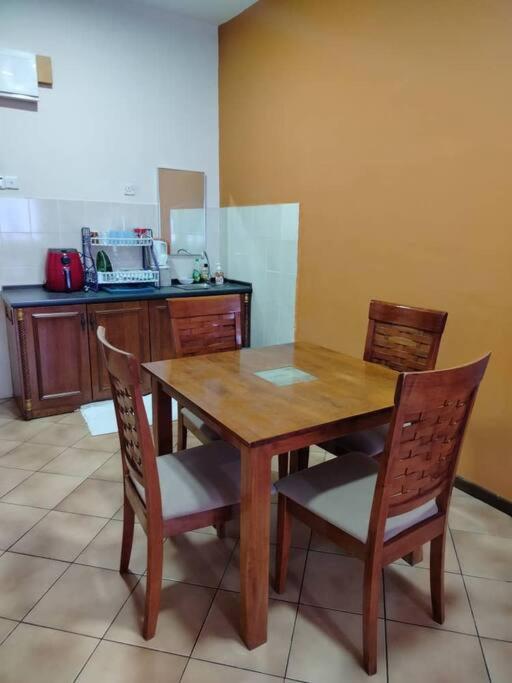 Homestay Elina - Cheap And Cosy Port Dickson Kültér fotó
